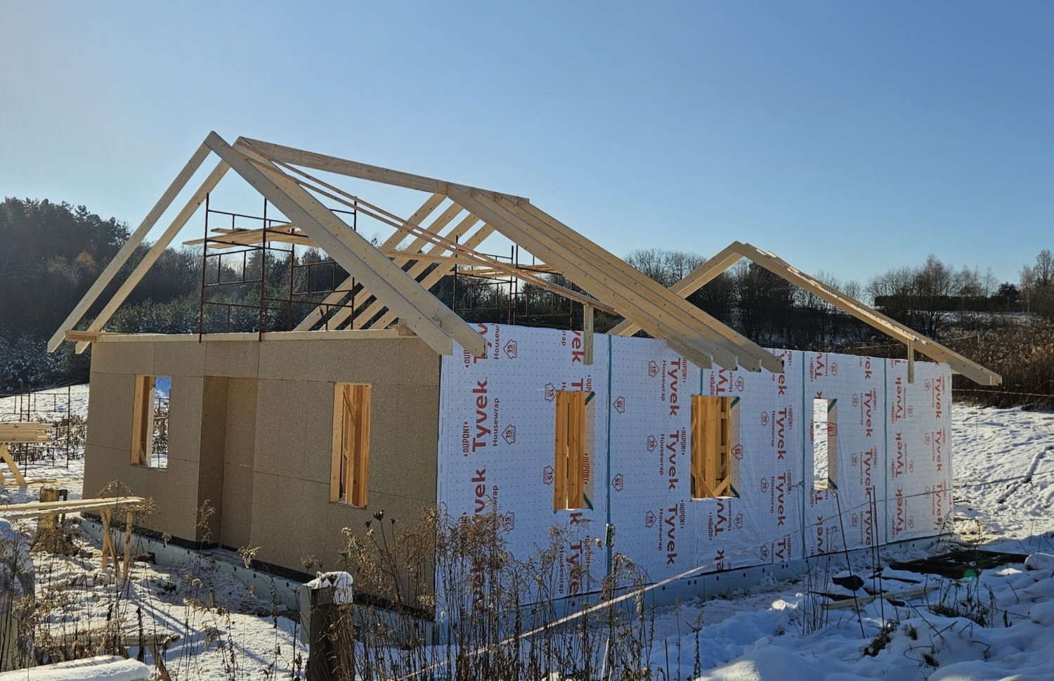 budowa-domu-zima